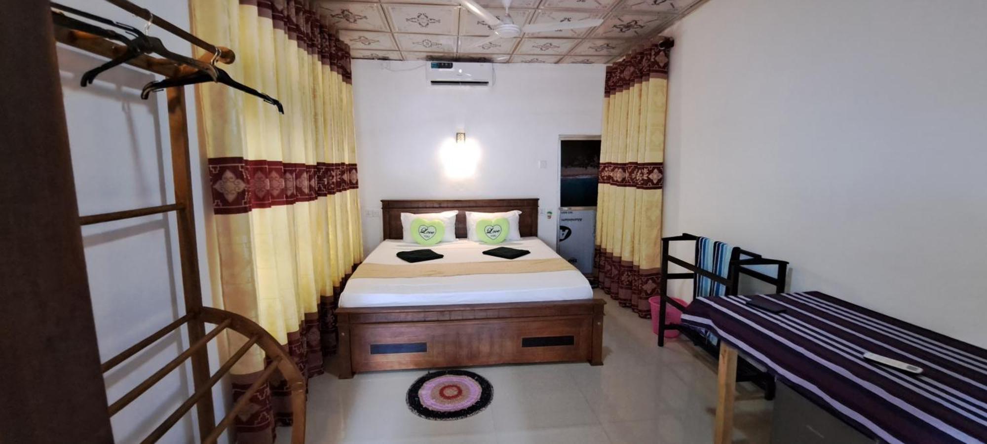 Kavidi Home Stay Tangalle Oda fotoğraf